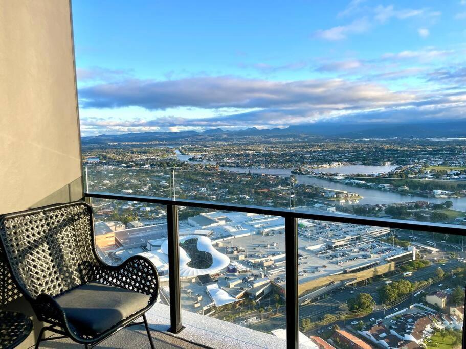 Luxury Stunning Riverview 1 Bedroom Apt 479F Gold Coast Bagian luar foto