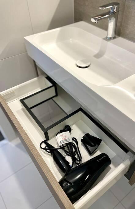 Luxury Stunning Riverview 1 Bedroom Apt 479F Gold Coast Bagian luar foto