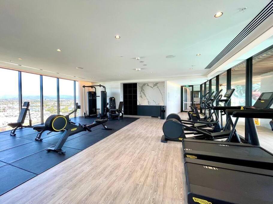 Luxury Stunning Riverview 1 Bedroom Apt 479F Gold Coast Bagian luar foto